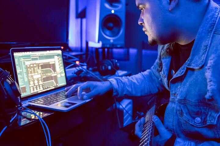 Top 5 plugins gratuitos que todo produtor iniciante deve testar